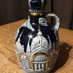 VINTAGE COBALT POTTERY & GOLD CASTLE-MOTIF LIQUOR DECANTER STOPPER